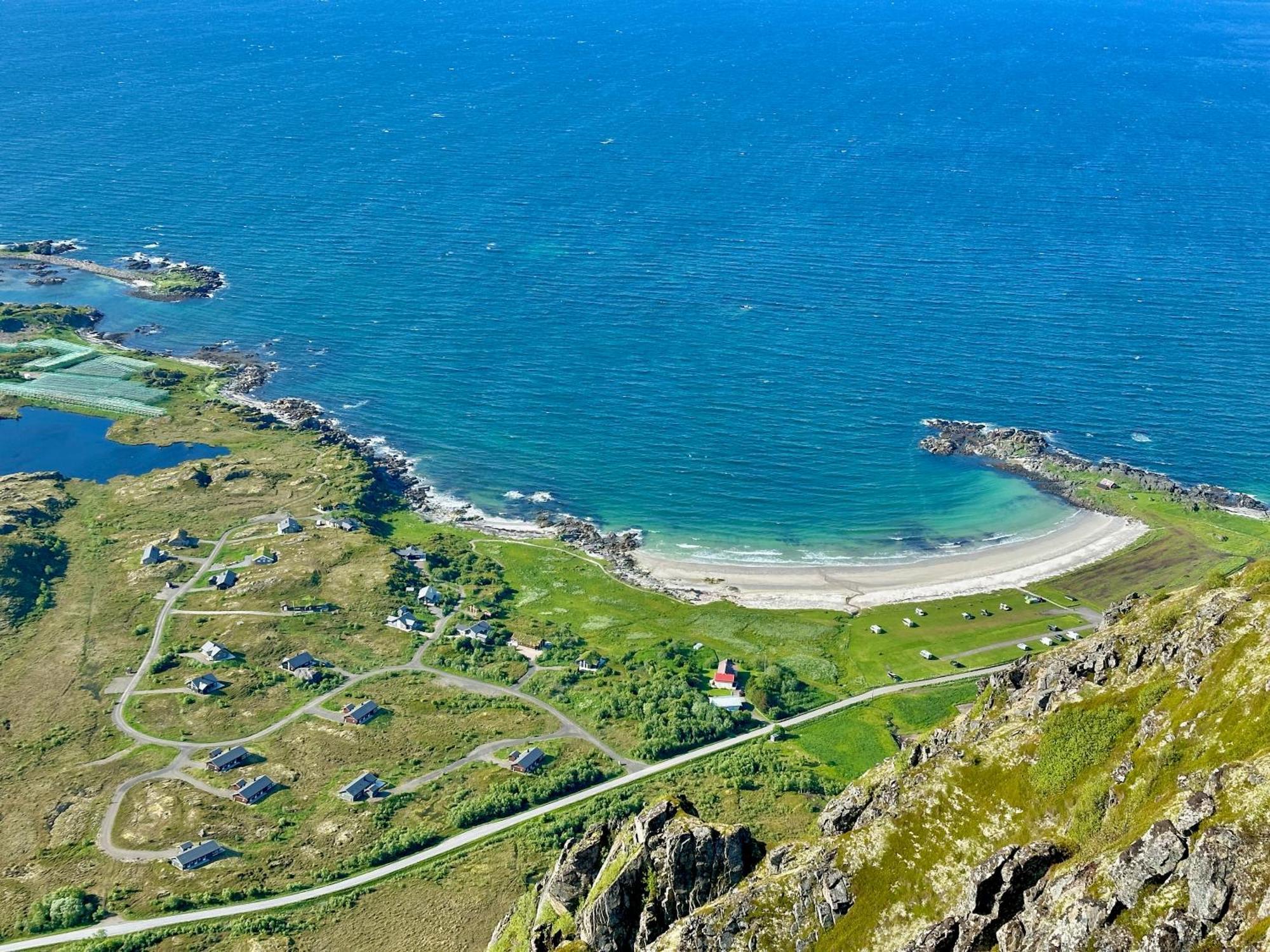 Lofoten Links *